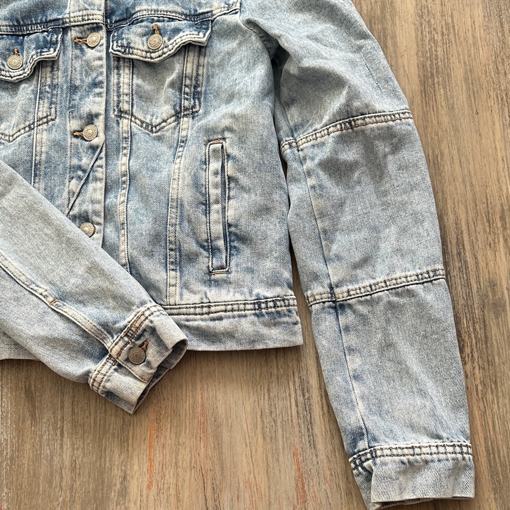 Free People Light Blue Jean Jacket - Picture 4 of 16